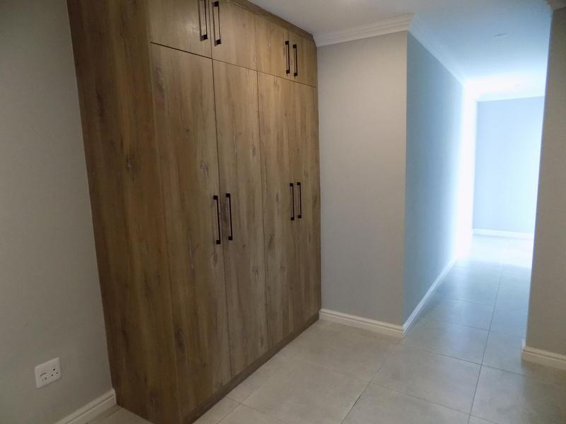 3 Bedroom Property for Sale in Fraaiuitsig Western Cape